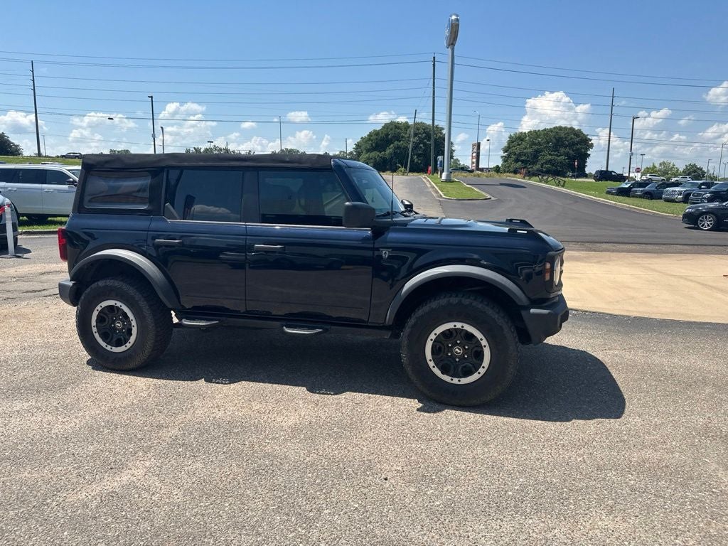 2021 Ford Bronco Base