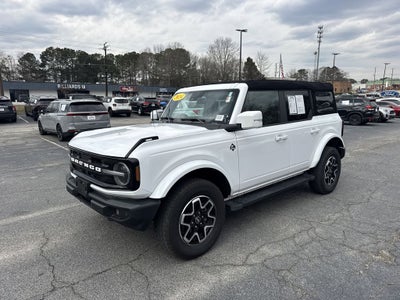 2024 Ford Bronco Outer Banks
