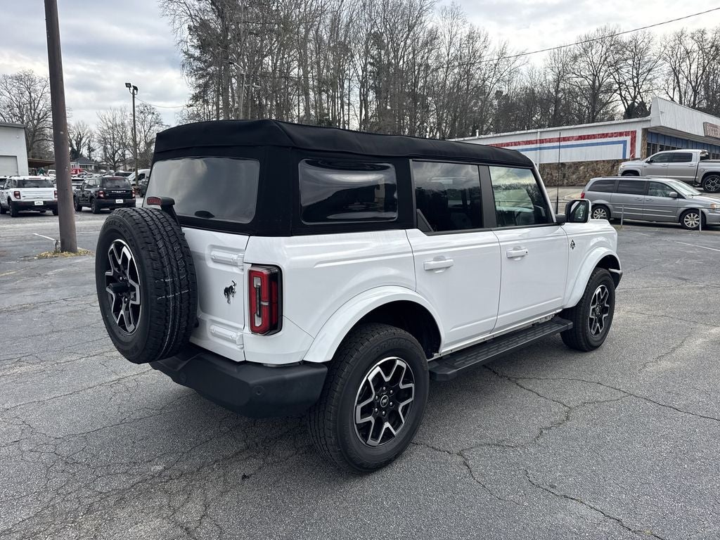 2024 Ford Bronco Outer Banks