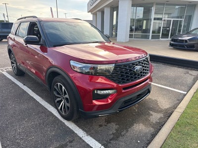 2022 Ford Explorer ST-Line