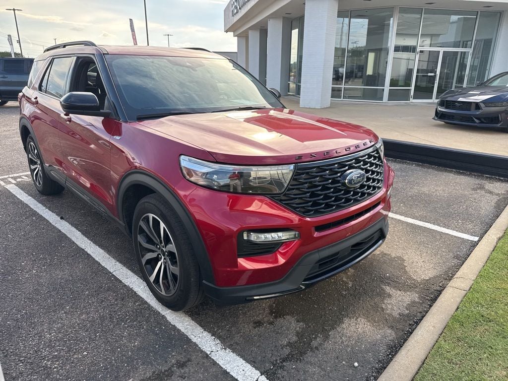 2022 Ford Explorer ST-Line