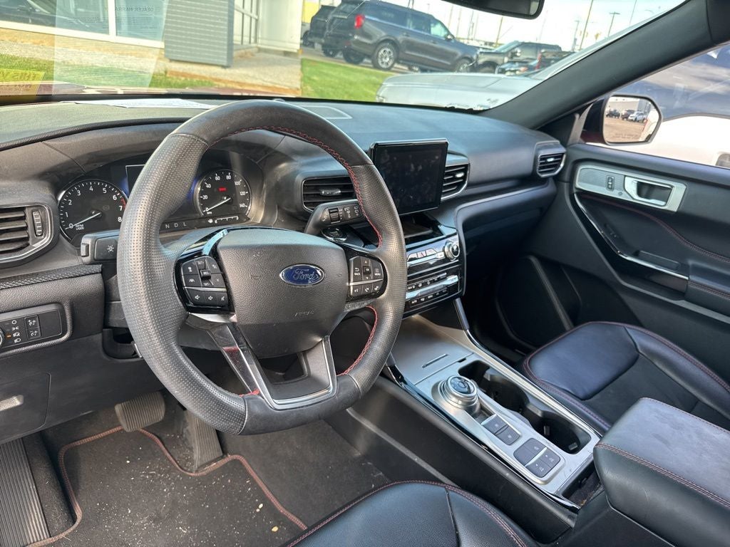 2022 Ford Explorer ST-Line