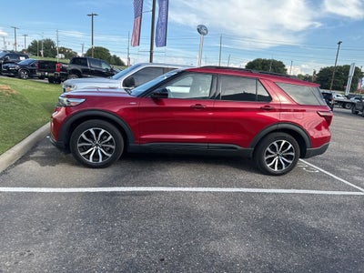 2022 Ford Explorer ST-Line