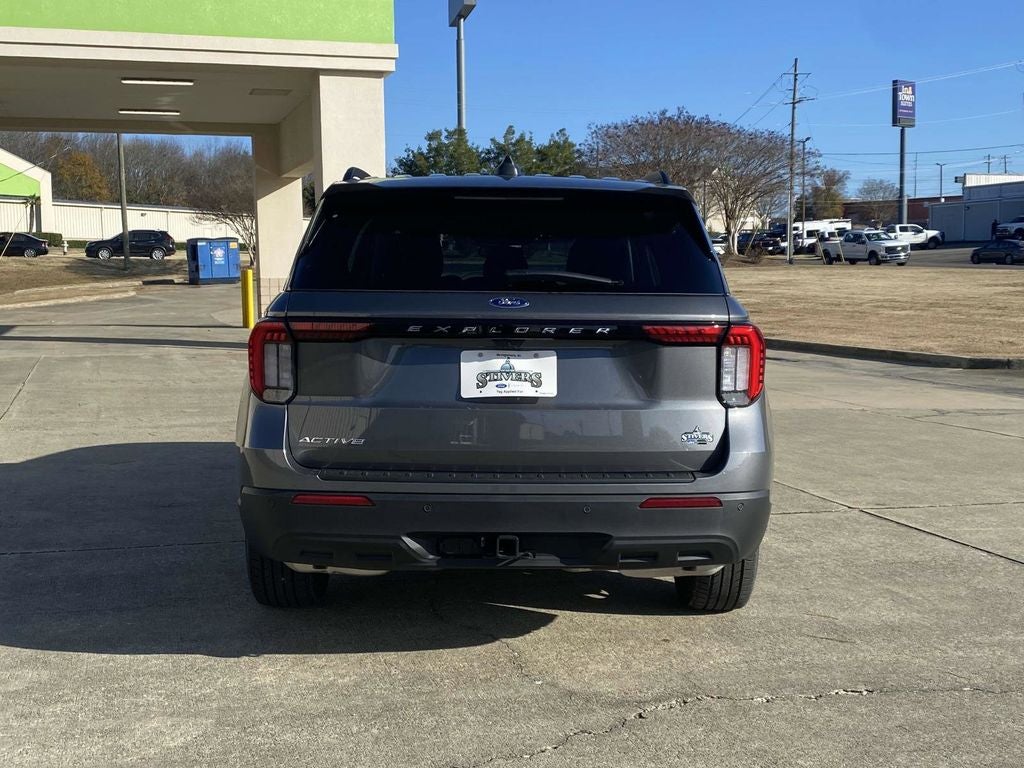 2025 Ford Explorer Active