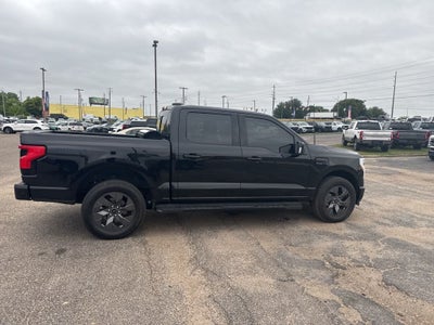 2022 Ford F-150 Lightning Lariat