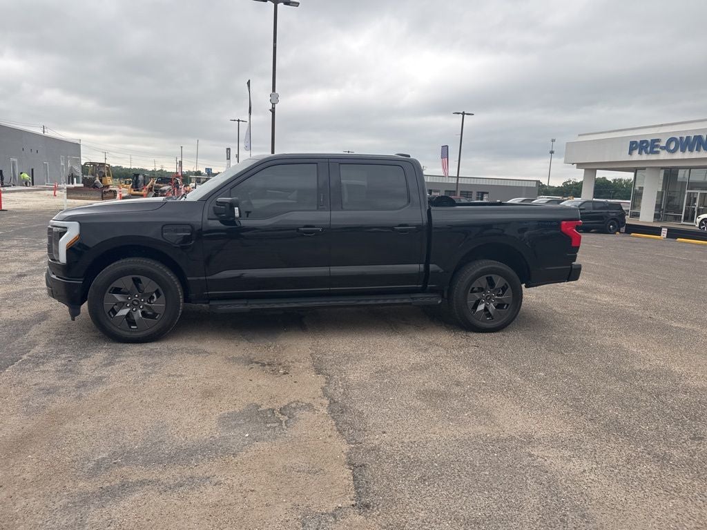 2022 Ford F-150 Lightning Lariat