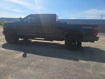 2022 Ford F-250SD Lariat