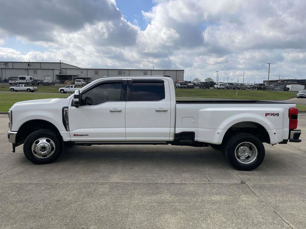 2024 Ford F-350SD Lariat