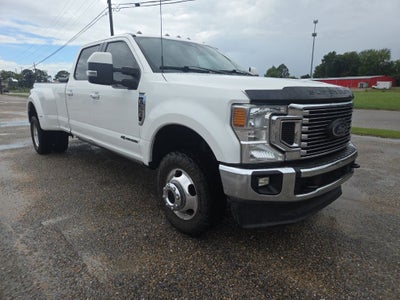 2022 Ford F-350SD Lariat