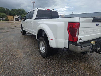 2022 Ford F-350SD Lariat
