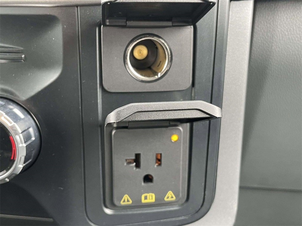 2025 Ford F-150 Lightning XLT