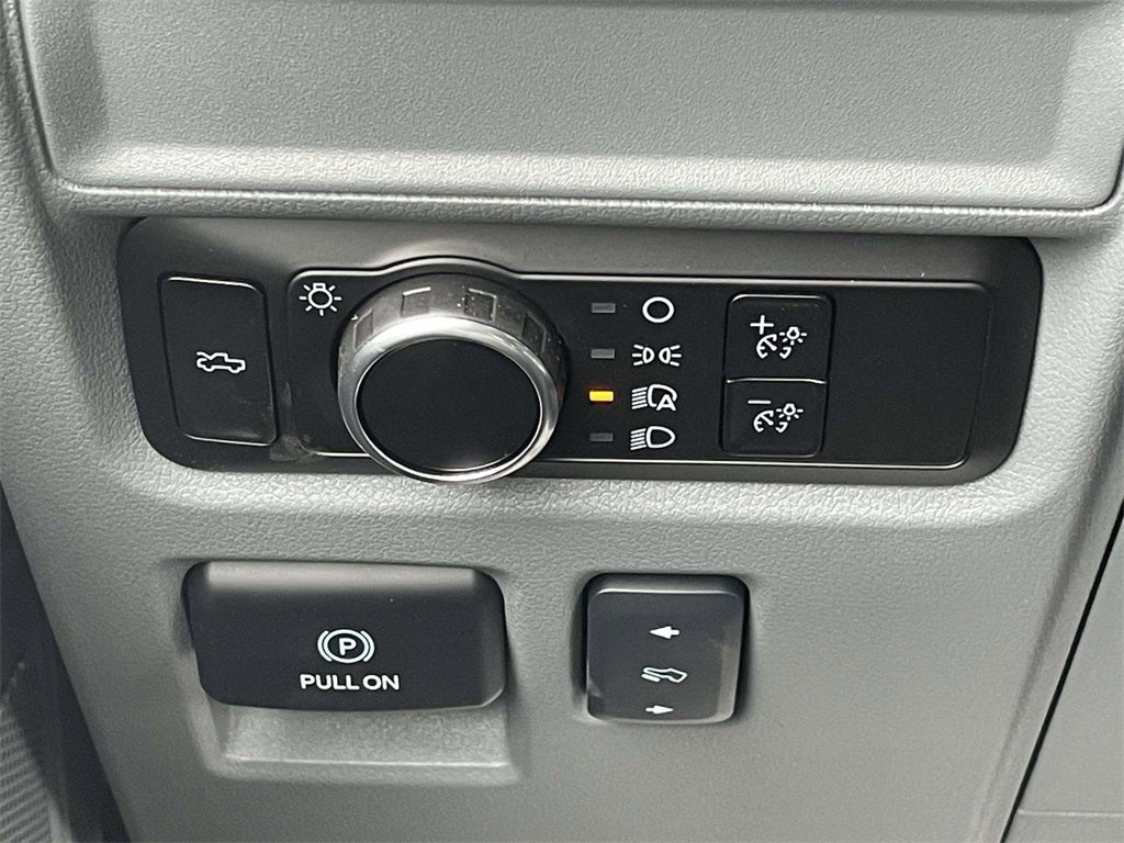 2025 Ford F-150 Lightning XLT