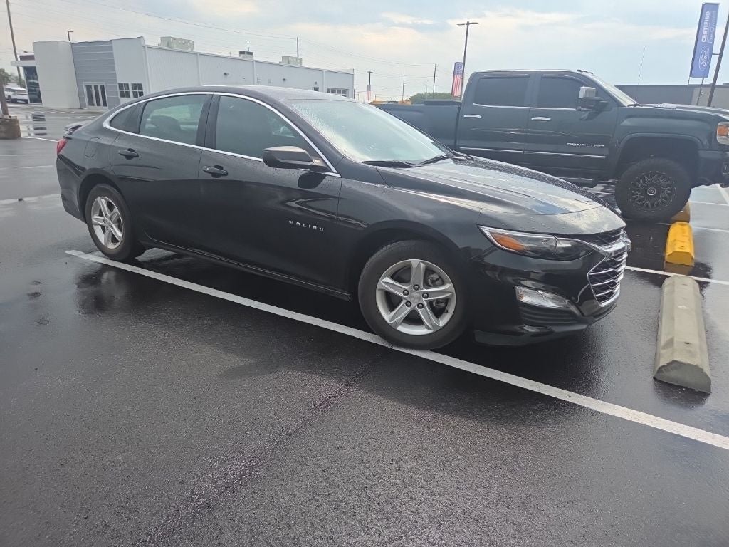 2022 Chevrolet Malibu LS 1LS