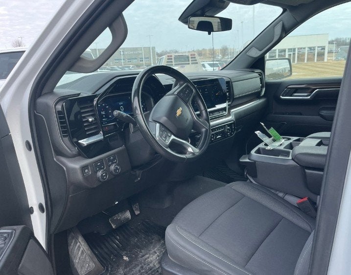 2023 Chevrolet Silverado 1500 LT LT1