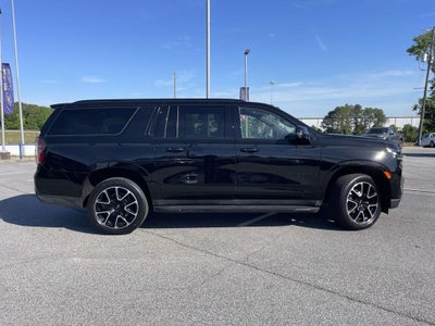 2022 Chevrolet Suburban RST