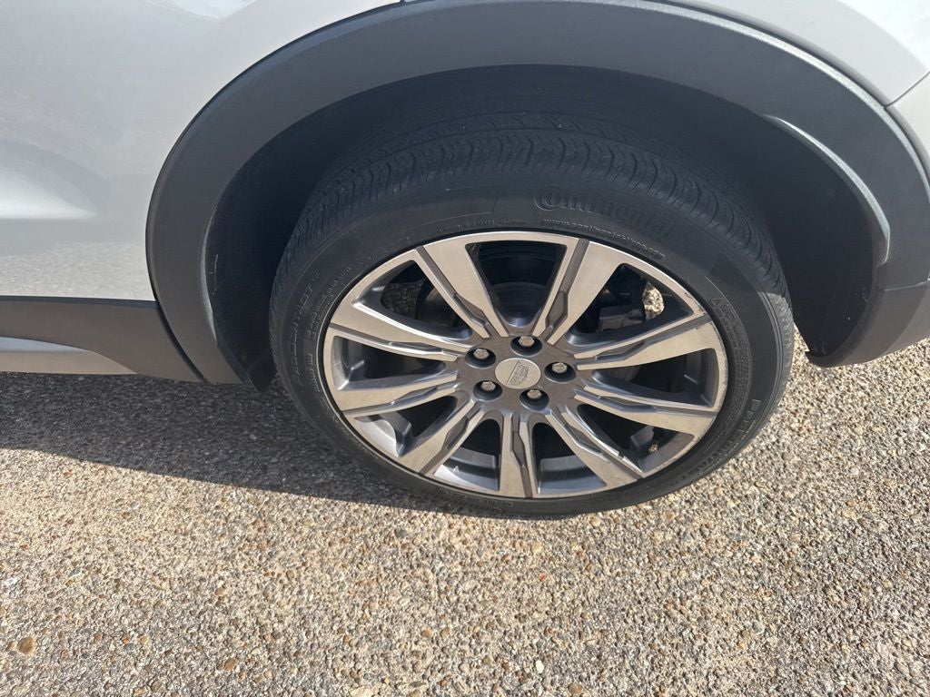 2019 Cadillac XT4 Premium Luxury