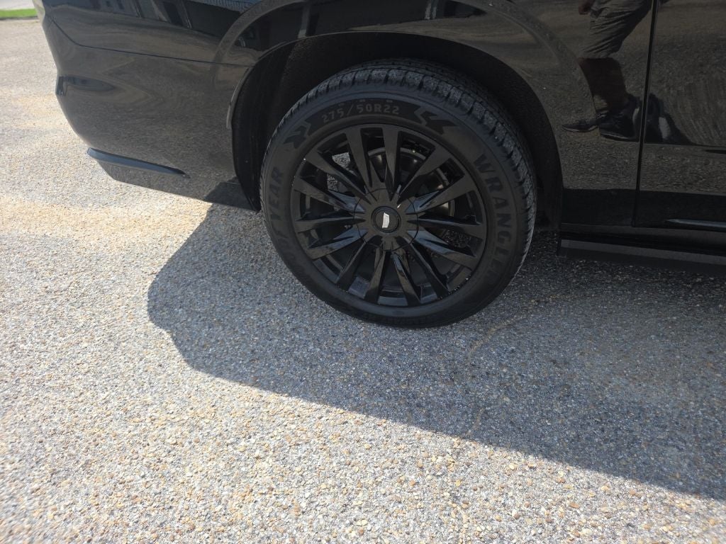 2022 Cadillac Escalade ESV Premium