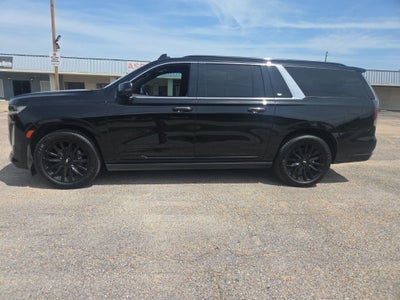 2022 Cadillac Escalade ESV Premium