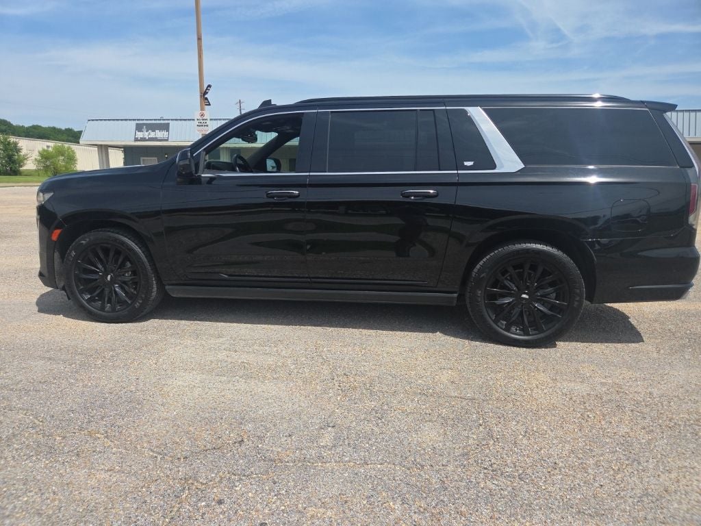 2022 Cadillac Escalade ESV Premium