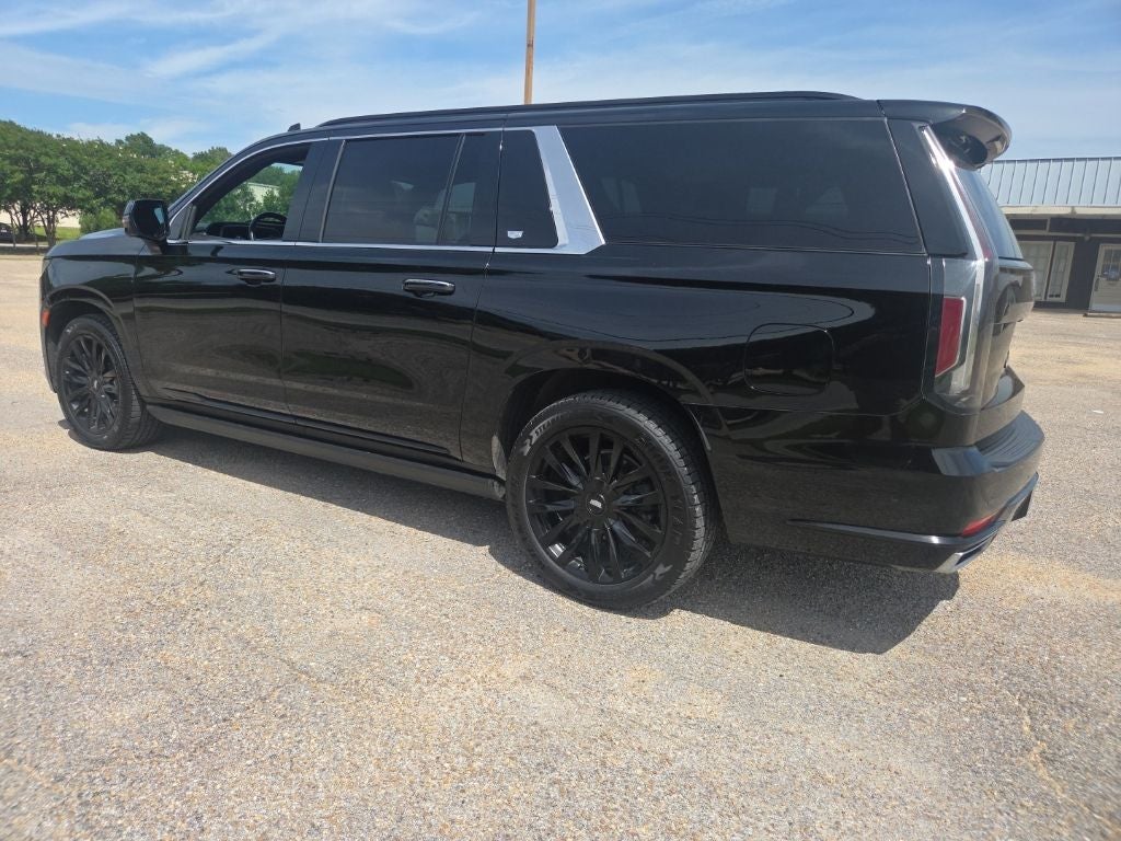 2022 Cadillac Escalade ESV Premium