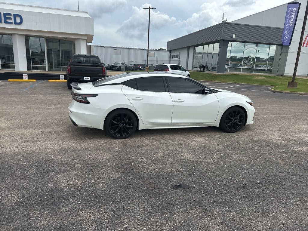 2023 Nissan Maxima SR