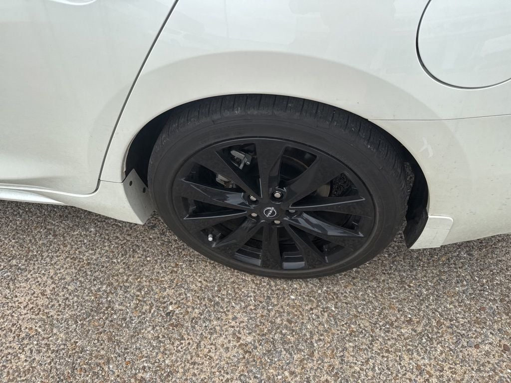 2023 Nissan Maxima SR
