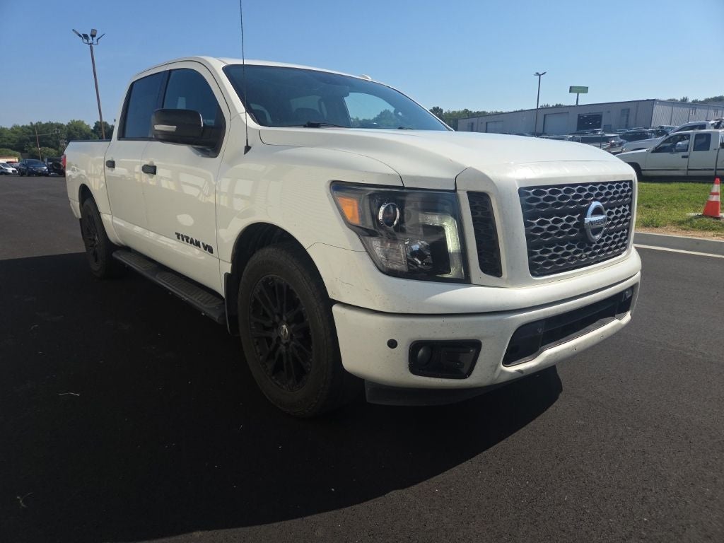 2018 Nissan Titan SV