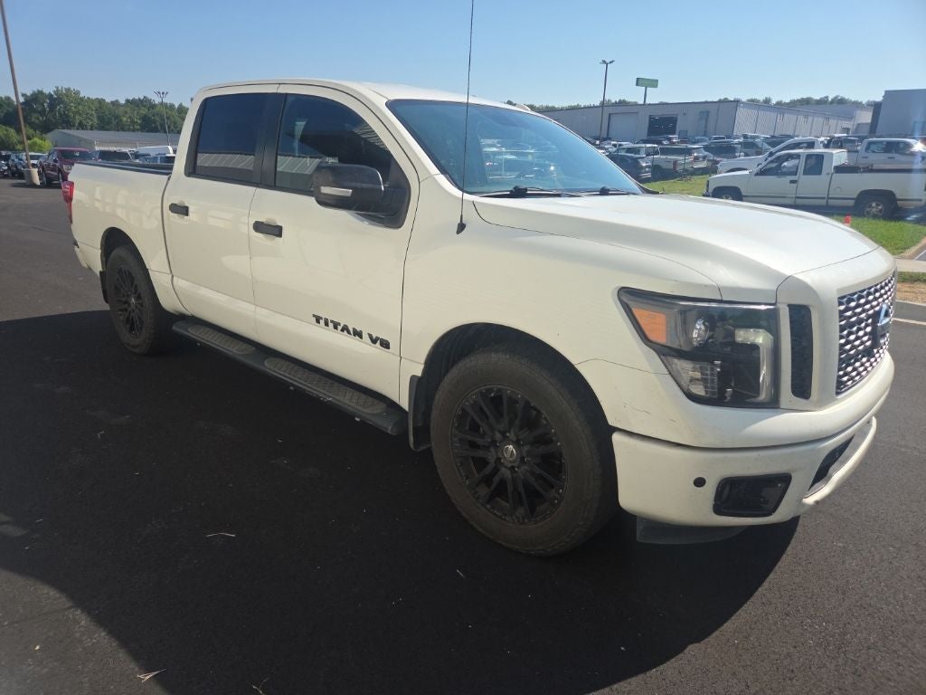 2018 Nissan Titan SV