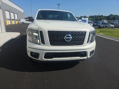 2018 Nissan Titan SV