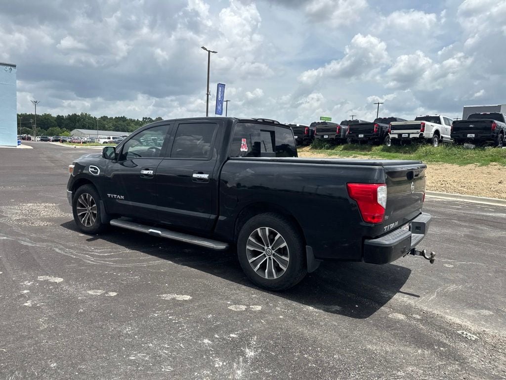 2017 Nissan Titan SL