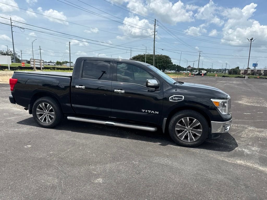 2017 Nissan Titan SL