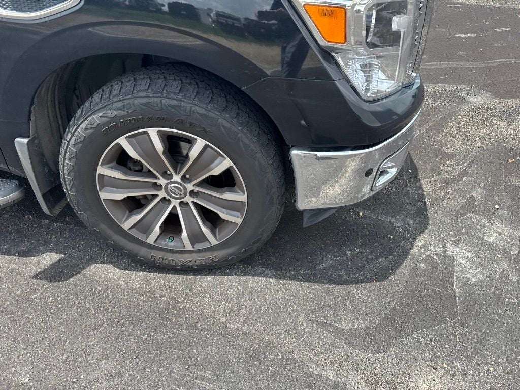 2017 Nissan Titan SL