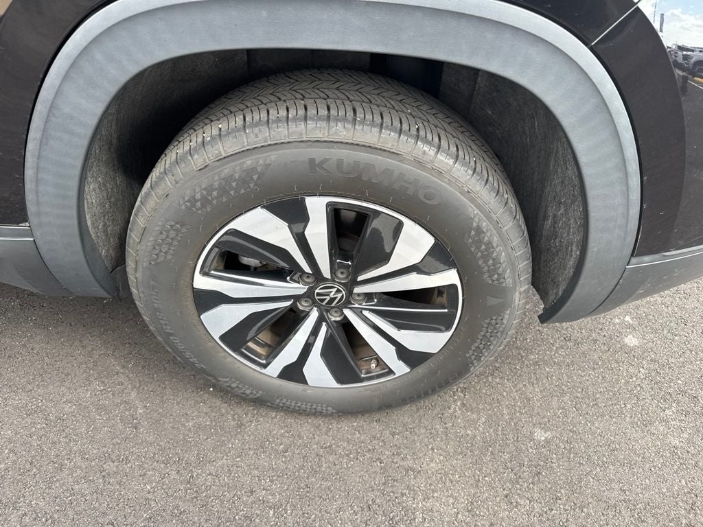 2024 Volkswagen Atlas Cross Sport 2.0T SE