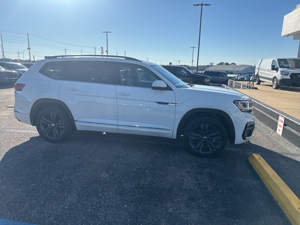 2021 Volkswagen Atlas 3.6L V6 SE w/Technology R-Line