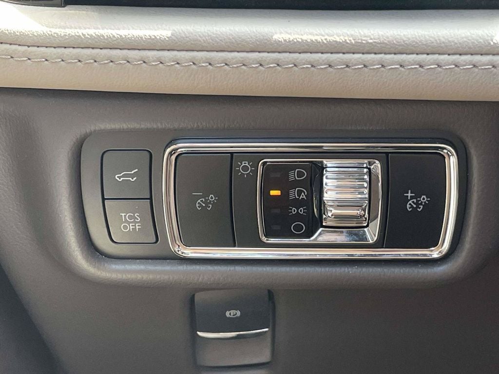 2023 Lincoln Nautilus Standard