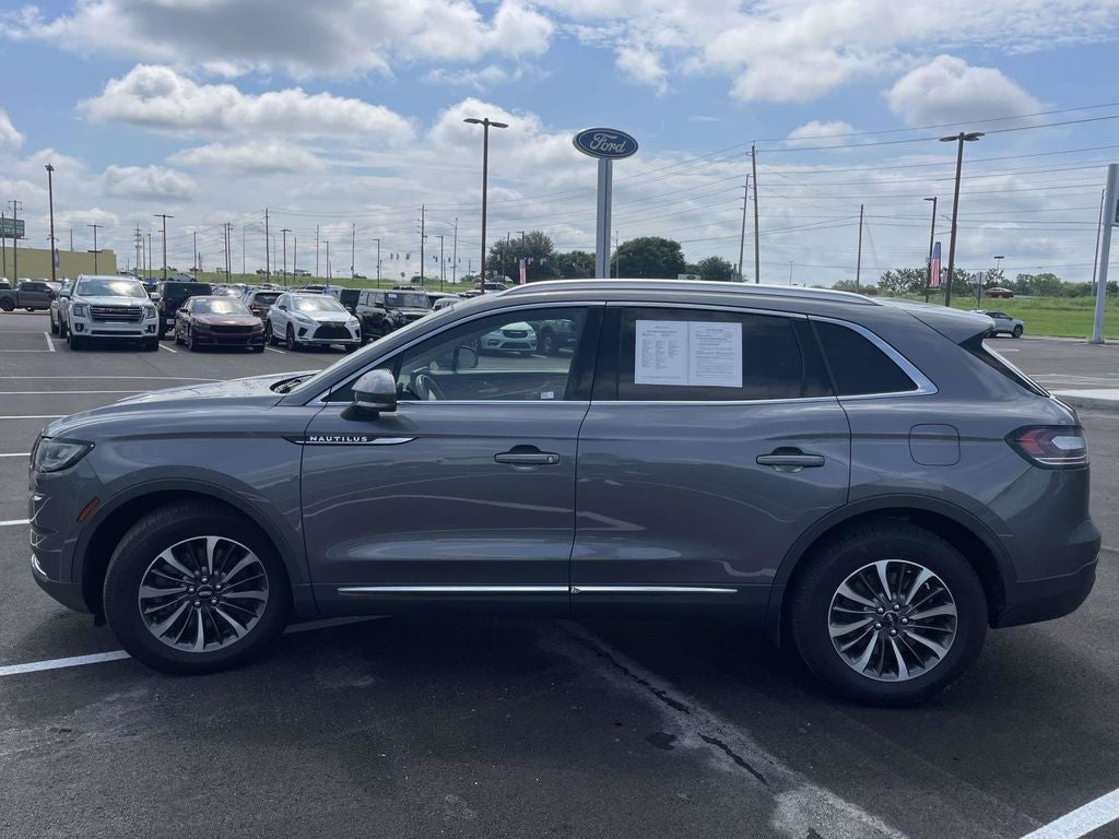 2023 Lincoln Nautilus Standard
