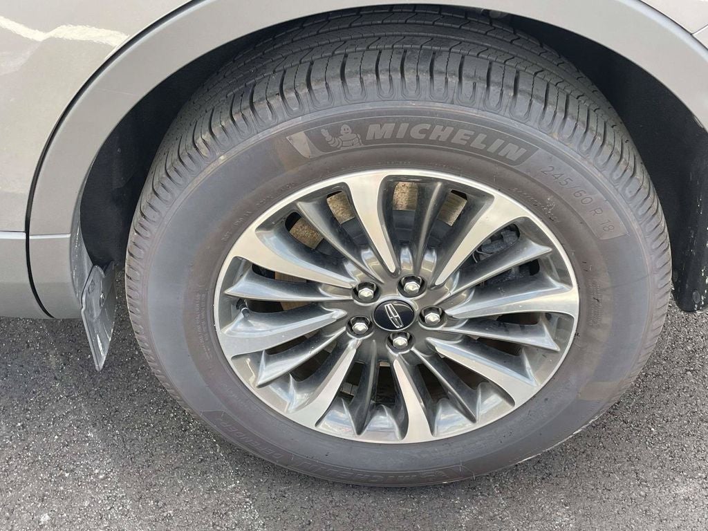 2023 Lincoln Nautilus Standard