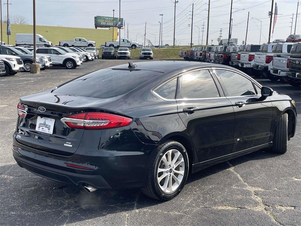 2020 Ford Fusion SE