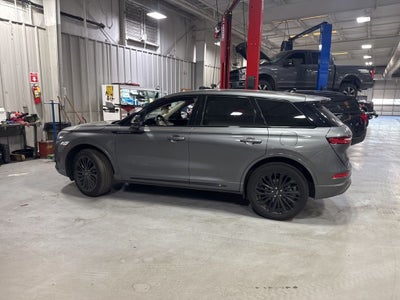 2025 Lincoln Corsair Premiere