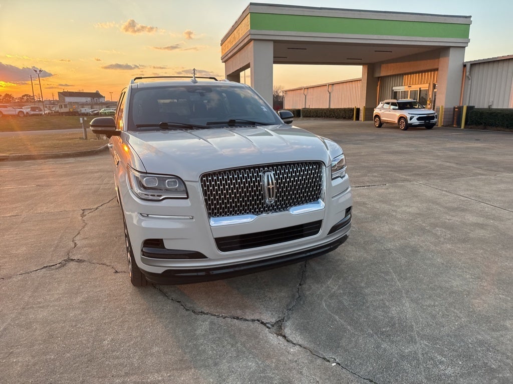 2023 Lincoln Navigator Reserve