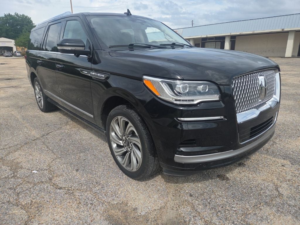 2022 Lincoln Navigator L Reserve