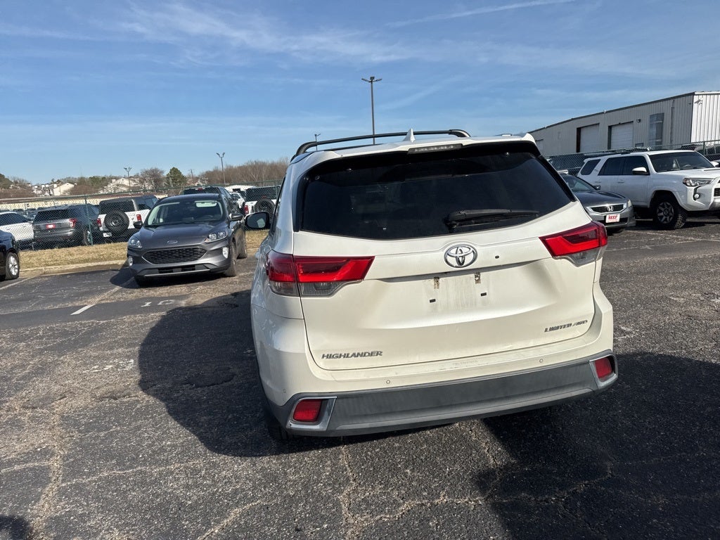 2019 Toyota Highlander Limited Platinum