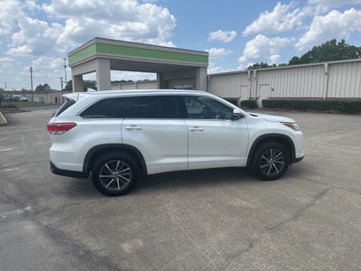 2017 Toyota Highlander XLE