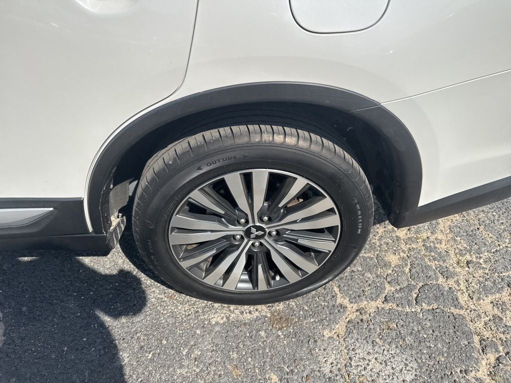 2020 Mitsubishi Outlander SEL