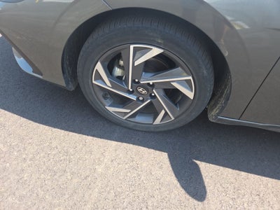 2024 Hyundai Elantra Hybrid Limited