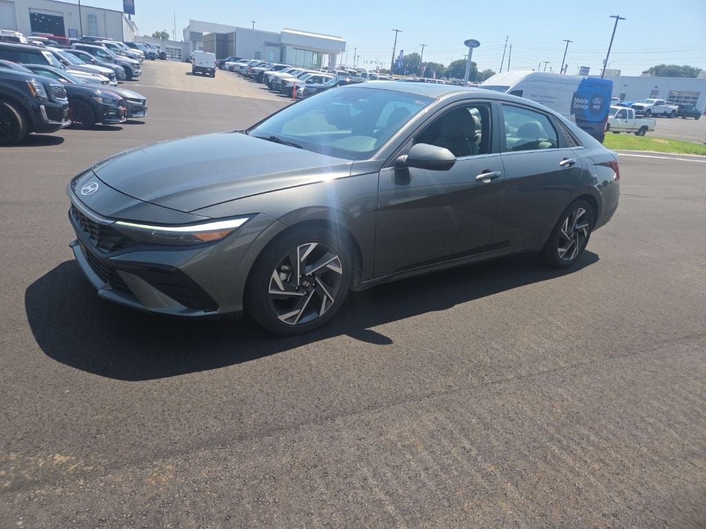 2024 Hyundai Elantra Hybrid Limited