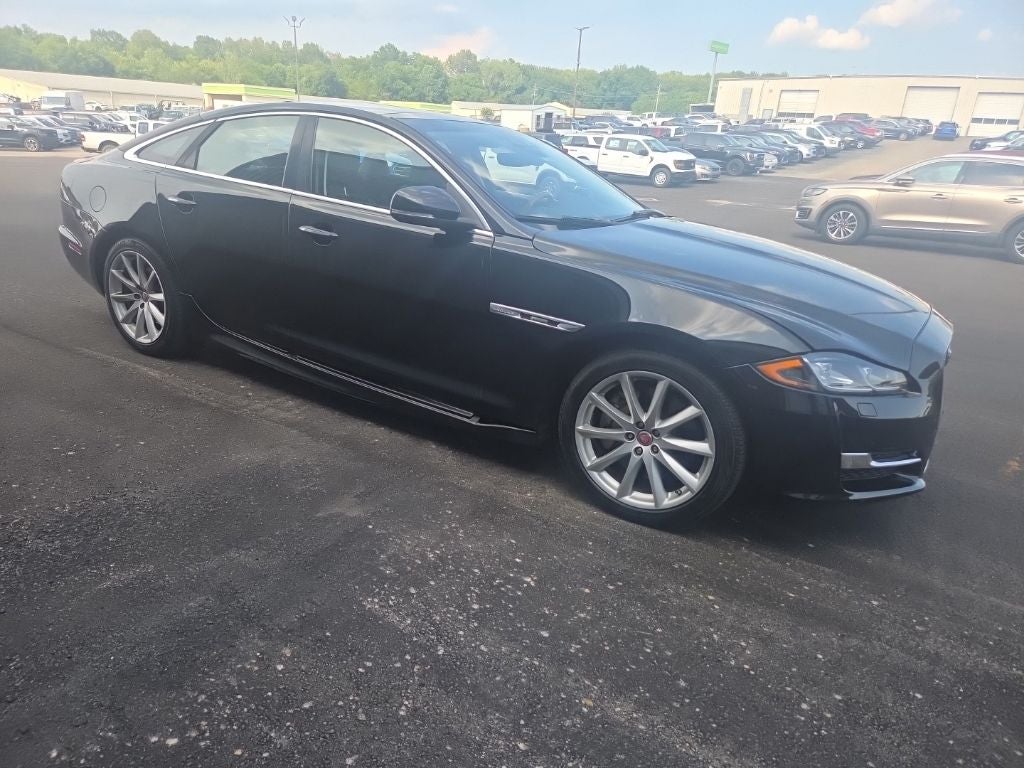 2018 Jaguar XJ R-Sport