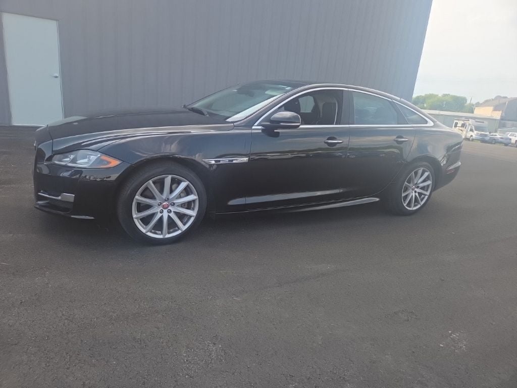 2018 Jaguar XJ R-Sport