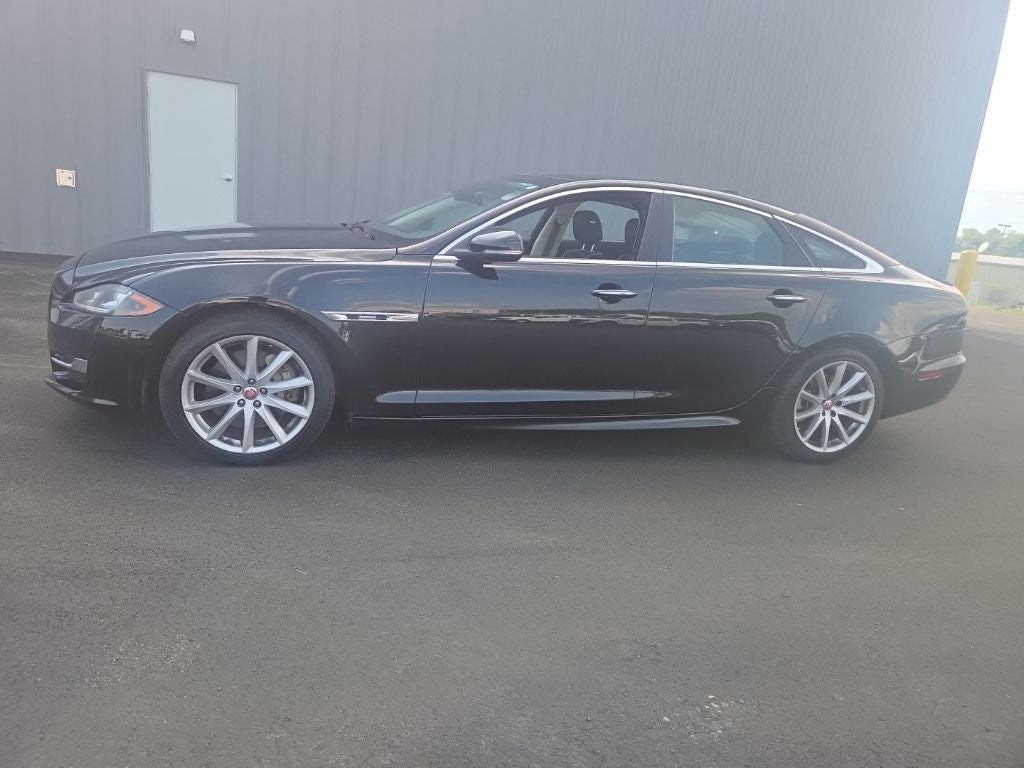 2018 Jaguar XJ R-Sport