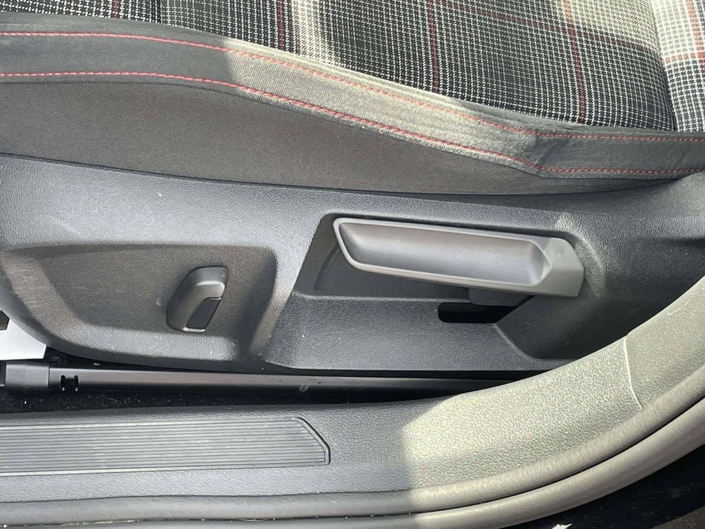 2022 Volkswagen Golf GTI 2.0T S